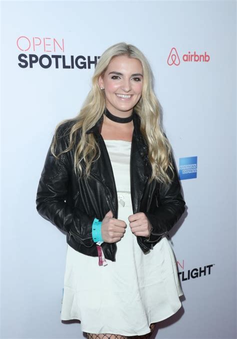 Rydel Lynch Style, Clothes, Outfits and Fashion • CelebMafia