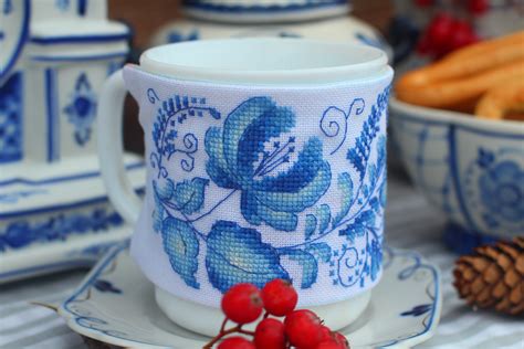 Вышивка крестом: гжель синеокая — BurdaStyle.ru