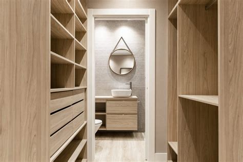 La Tendencia Del Vestidor Con Ba O Integrado Trend Bath