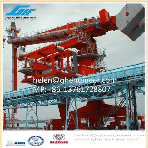 Continuous Mobile Vertical Screw Type Ship Unloader Tph For Coal And