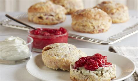 Raspberry Biscuits With Blue Cheese Butter And Raspberr