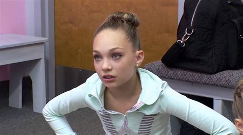 Maddie Ziegler Dance Moms S5e1 99 Problems But A Mom Aint One