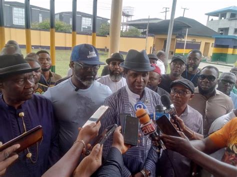 Breaking Rivers Gov Candidates Protest At Police Headquarters Accuse Wike Of Intimidation