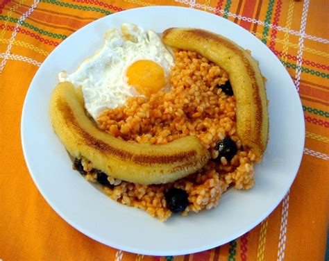 Arroz a la cubana - Wikipedia