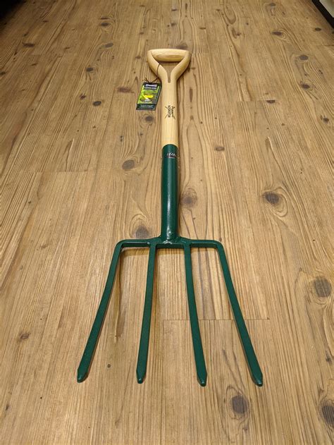 Spear And Jackson Carbon Garden Hand Weeder — Chapmans The Ironmongers