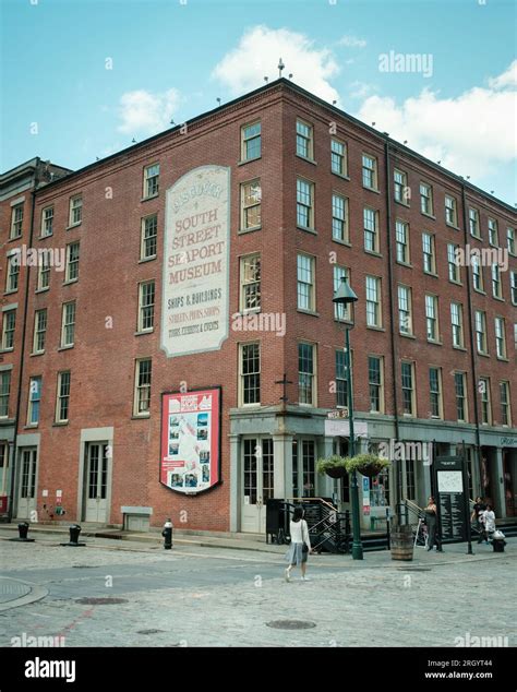 South Street Seaport Museum Manhattan New York Stock Photo Alamy