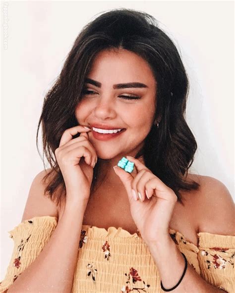 Sofia Solares Nude OnlyFans Leaks Fappening FappeningBook