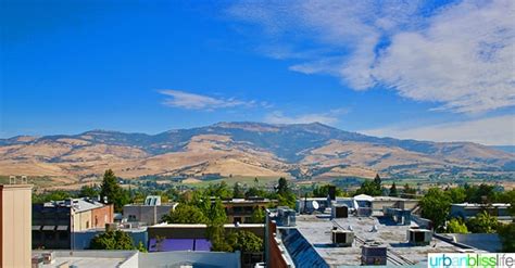 Travel Bliss Guide Where To Eat Drink Stay And Play In Ashland Oregon