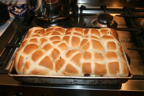 Lilyfield Life Easter Break Hot Cross Bun Recipe