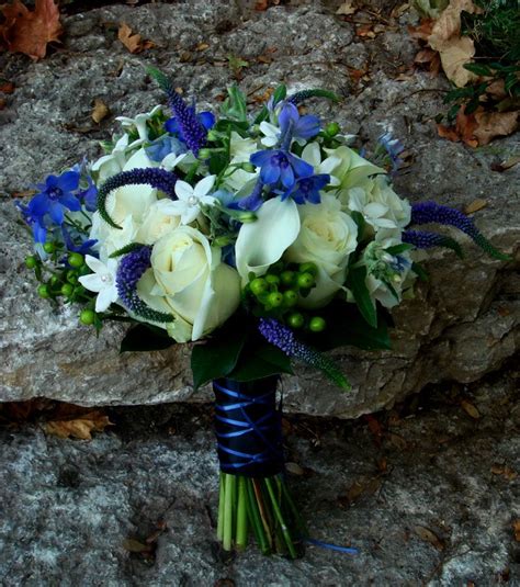 Romantic Flowers: Flower Inspiration - Blue bouquets