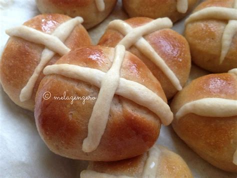 Hot Cross Buns Con Lievito Madre Melazenzero Flickr