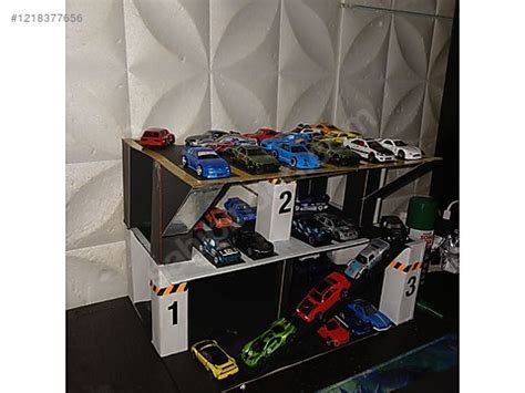 Adet Hot Wheels Ve Diorama katlı otopark at sahibinden