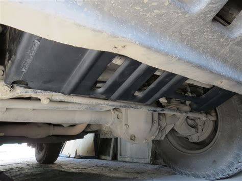 Упоры на 5-ю дверь. — Jeep Grand Cherokee (ZJ), 4 л, 1998 года | своими ...