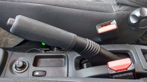 Ручник — Renault Sandero 1G, 1,6 л, 2014 года | аксессуары | DRIVE2