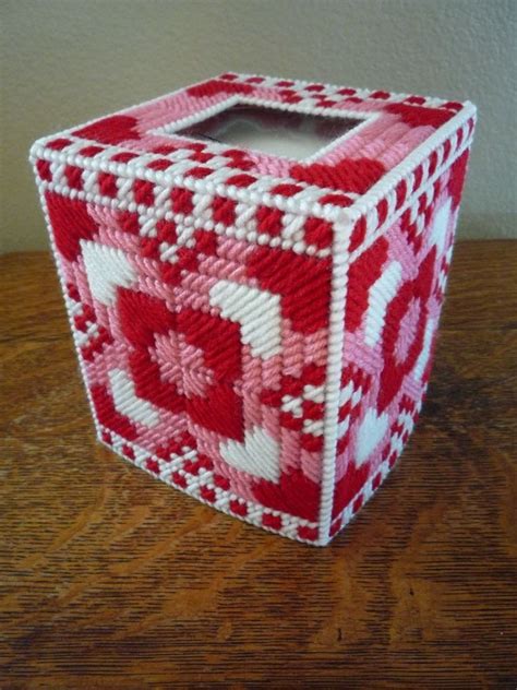 Handmade Needlepoint Plastic Canvas Tissue Box Cover Red Valentine Quilt Plastic Canvas