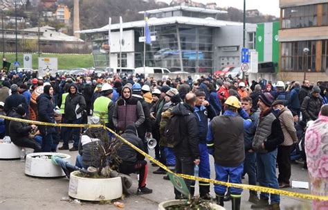 Donesena konačna odluka Rudari prekidaju proteste ispred Vlade