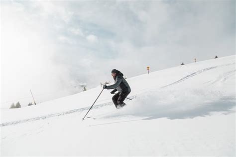 Marmot Basin Ski Resort Guide | Snow-Forecast.com