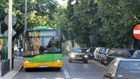 Pobicie Kierowcy Miejskiego Autobusu W Poznaniu Obaj Sprawcy W