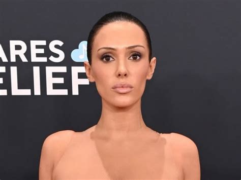 Bianca Censori Strips Naked Again