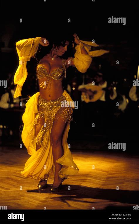 Woman Showing Belly Dance Orient Hotel Istanbul Istanbul Turkey Stock