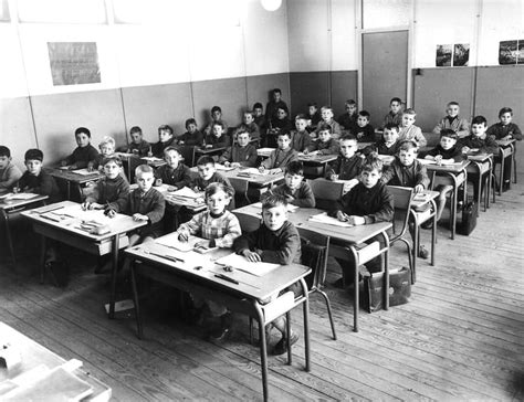 Photo De Classe Cours Elémentaire 2 De 1962 Ecole Jean De La Fontaine