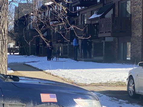 Breaking Shooting At Lansing Apartment Complex Off Of South Waverly Rd