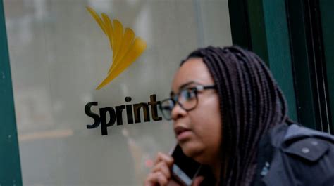 T Mobile Agrees To Acquire Softbank Backed Sprint For 26b