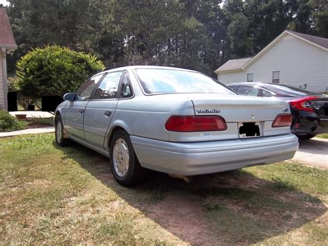 1993 Ford Taurus Gl Rear View — Weasyl