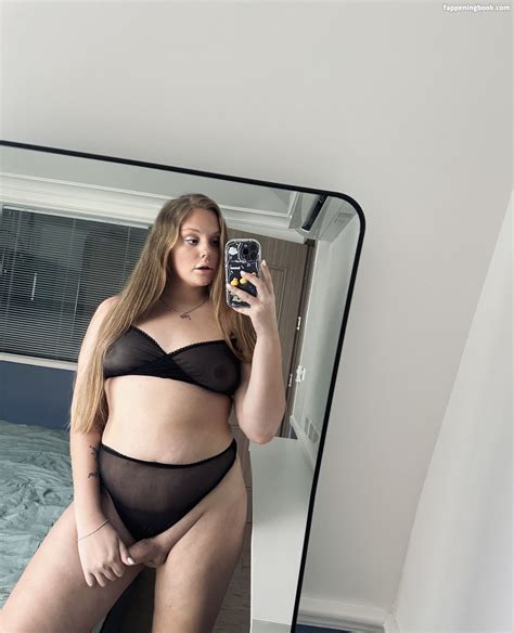 Mrs Utkins Nude OnlyFans Leaks The Fappening Photo 7235582