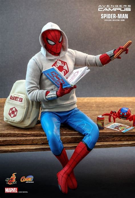 Avengers Campus Spider Man Gets His Own Hot Toys Figure Hot Toys Spiderman Spiderman Comic