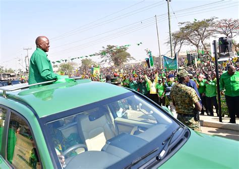 Picha Maganzo Maswa Mgombea Urais Kwa Tiketi Ya Chama Cha Mapinduzi