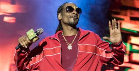 Snoop Dogg Is Blazing Into Edmonton This Summer On New Canadian Tour