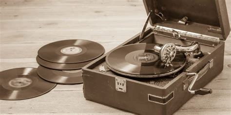 vintage meaning  explanation