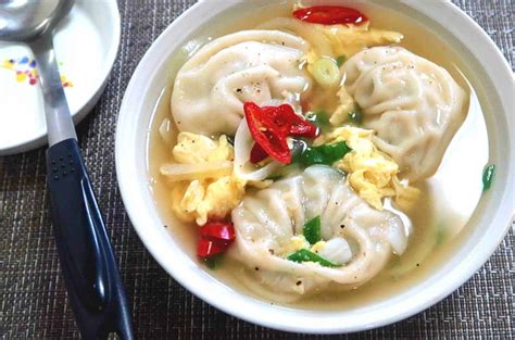 korean dumpling soup