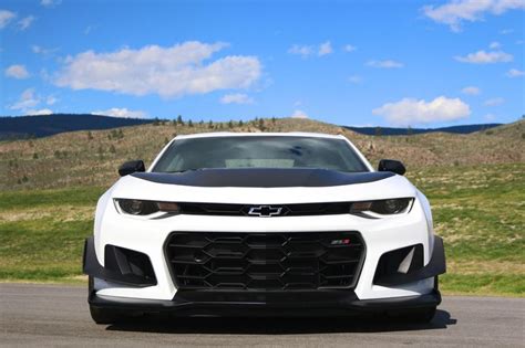 2018 Chevrolet Camaro Zl1 Review Zl1 1le Chevrolet Builds A 650