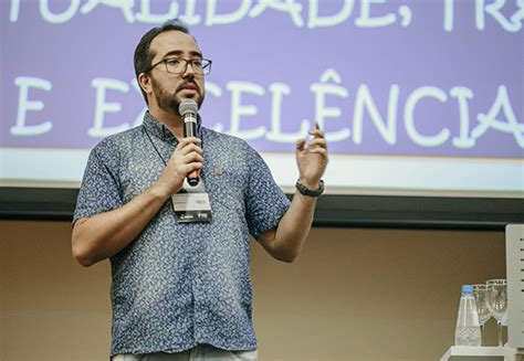 15º CRESCER Ailton Melo traz debate sobre a educação católica no país