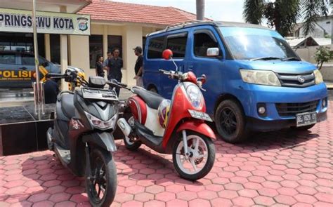 Polisi Di Pringsewu Kembalikan Motor Dan Mobil Hasil Kejahatan Kepada