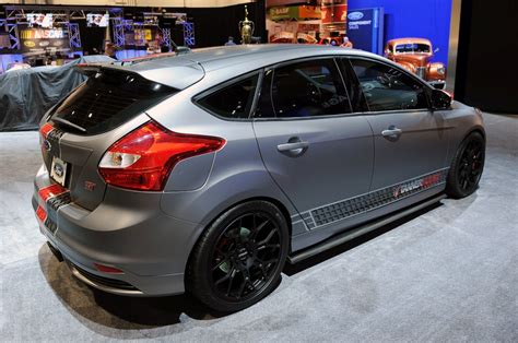 Ford Focus ST tuning - reviews, prices, ratings with various photos