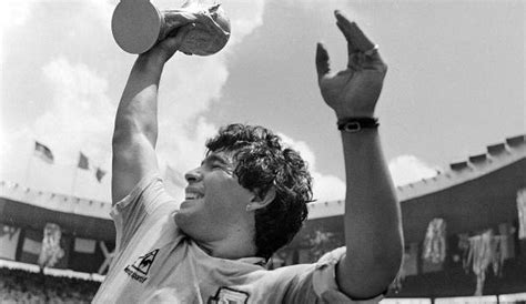 Fußball Welt in tiefer Trauer Diego Maradona mit 60 Jahren gestorben