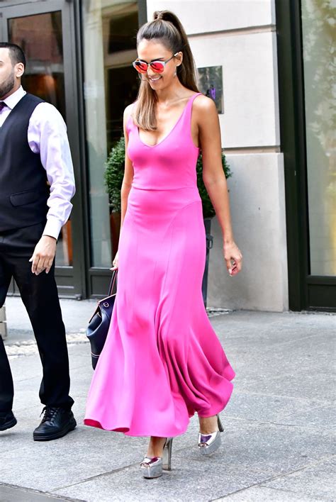 Jessica Alba On The Tonight Show In New York Hot Celebs Home