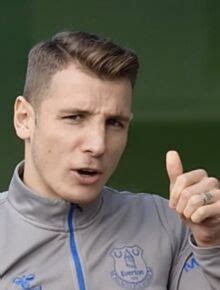 Lucas Digne Le Domicile Du Footballeur Cambriol Durant Le