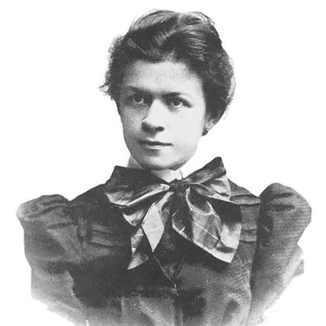 6 Hot Sexy Mileva Maric Bikini Pics