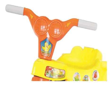 Triciclo Velotrol Kepler Galinha Amarelinha Motoca Infantil