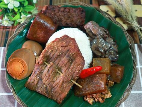 Daftar Harga Menu Delivery Gudeg Yogya Bu Prapti Kemanggisan Jakarta