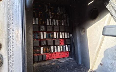 Kenworth T600 Fuse Boxes For Sale