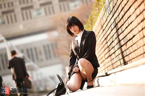 Hotlegs Asian Saucy ZB Porn