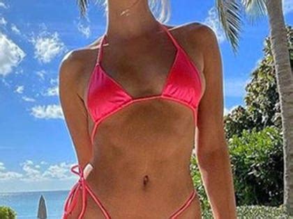 Izabela Guedes Hot Shots