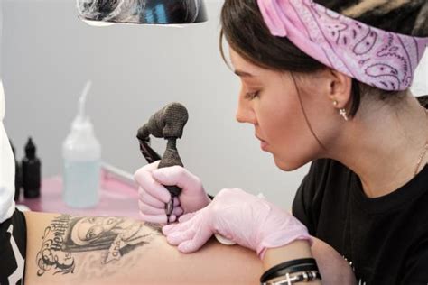 C Mo Cuidar Un Tatuaje Reci N Hecho Pasos Y Consejos