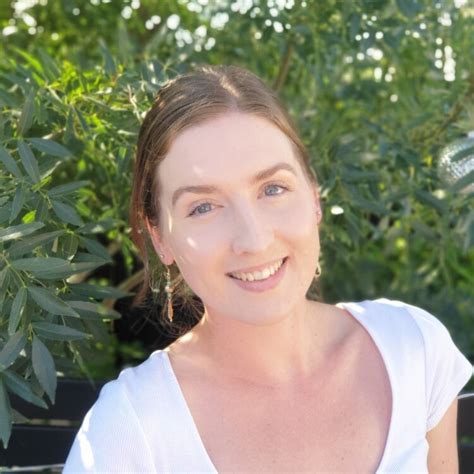 Hot Sexy Jessica McQuoid Bikini Pics