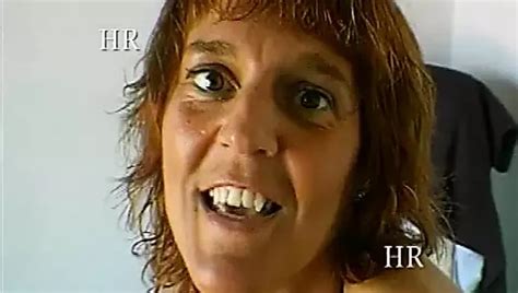 Unveröffentlichter Amateur Porno mit 90er Hausfrauen 7 xHamster